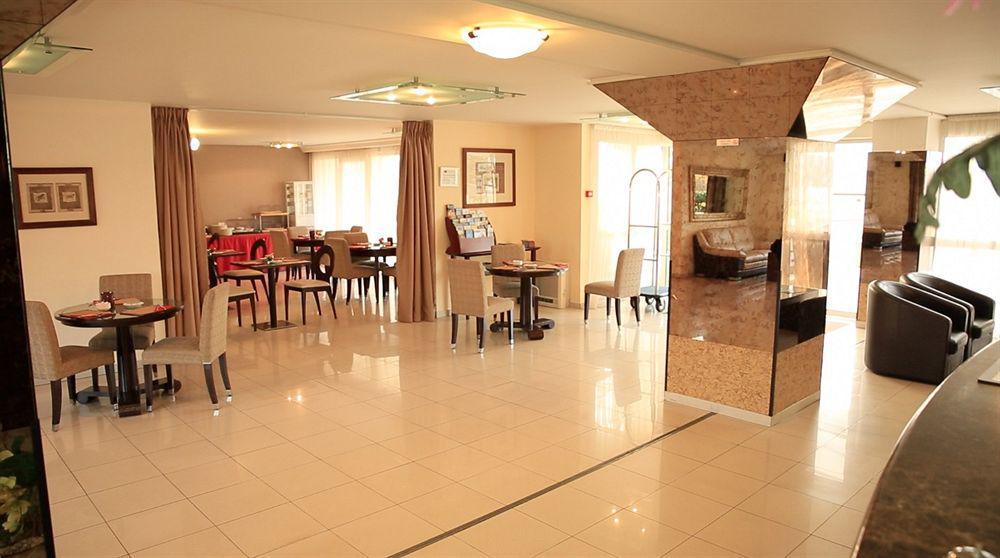 Adonis Excellior Grand Geneve Veigy-Foncenex Exterior foto